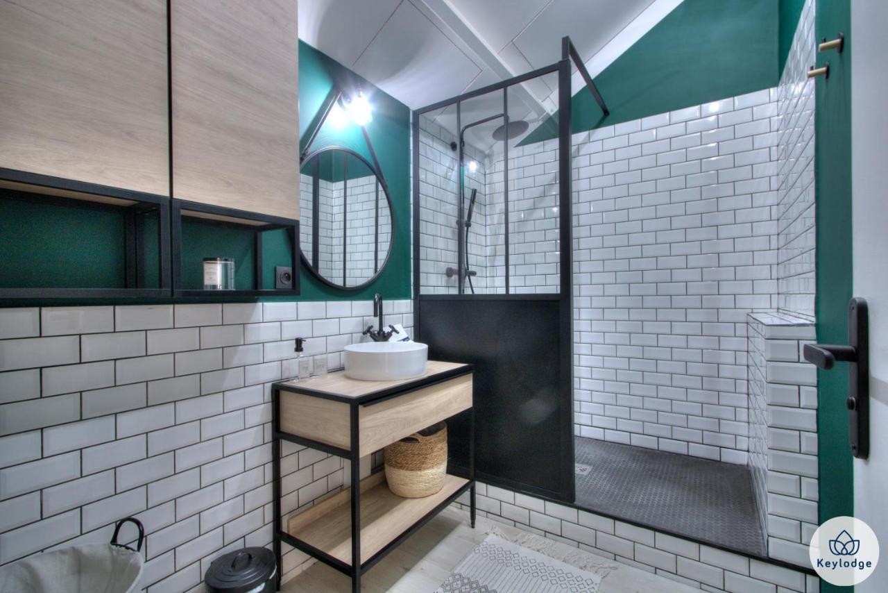 Apt - 4 Pers - Petit Duc - Renove - 44M² - Centre De Mont Rocquefeuil - Saint-Gilles-les Bains Bagian luar foto